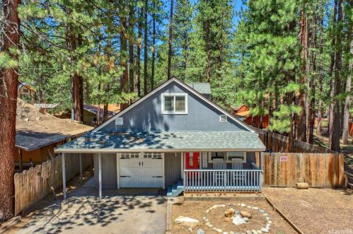 2645 Knox Ave, South Lake Tahoe, CA 96150-3158