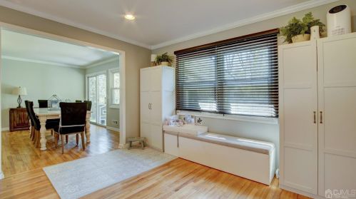 18 Sandalwood Dr, East Brunswick NJ  08816-4047 exterior