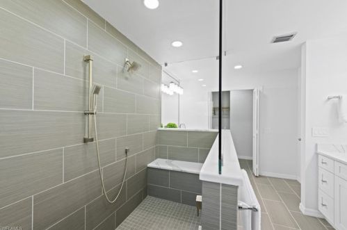 2216 Buckingham Ln, Naples FL  34112-5415 exterior