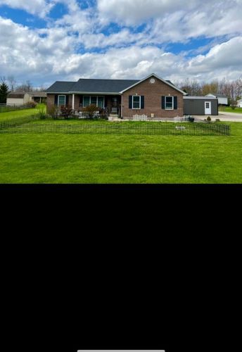 215 Douglas Cir, Brown County, OH 45121-1470