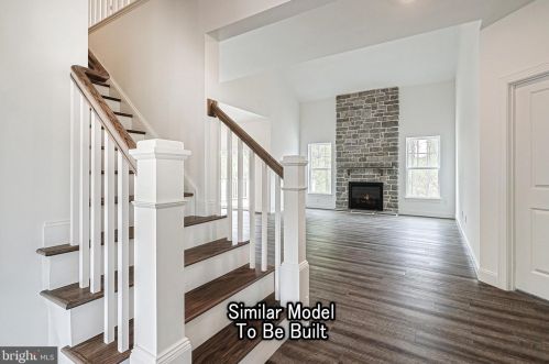 123 Salem Church Rd, Navy Sup Dpt, PA 17050-2835