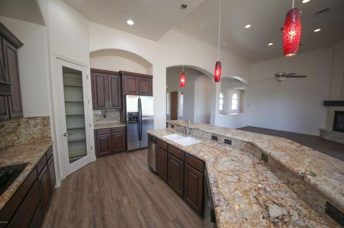 5021 Circula De Hacienda, Lake Havasu City AZ  86406-4485 exterior