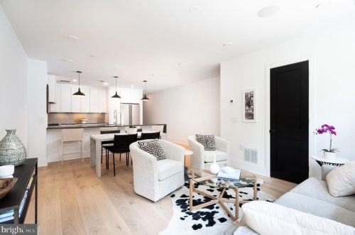 1719 T St, Washington, DC 20009