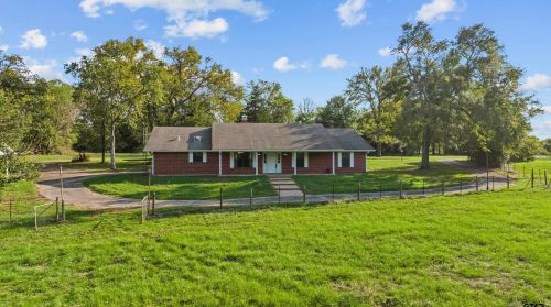 925 Fm 323, Palestine, TX 75801-8852