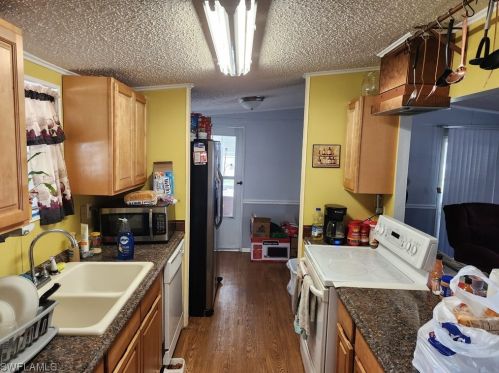 848 Yacht Club Way, Moore Haven FL  33471-2822 exterior