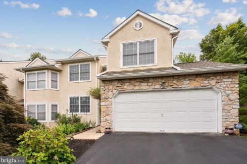 237 Crystal Ct, Blue Bell, PA 19422-2473
