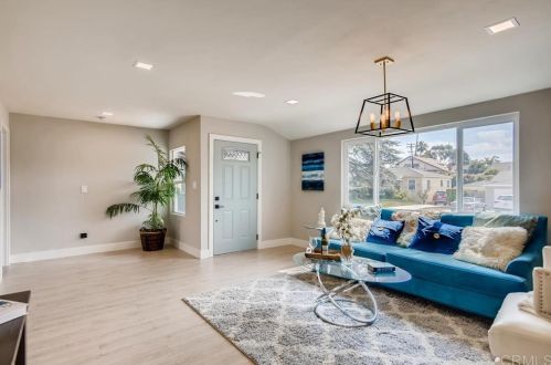 4328 Elma Ln, La Mesa CA  91942-5814 exterior