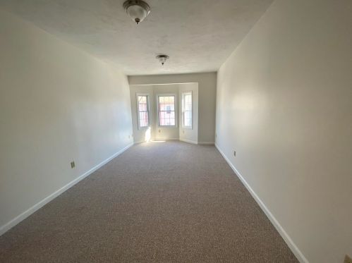 10 Beverly Cv, Worcester MA  01604-2677 exterior