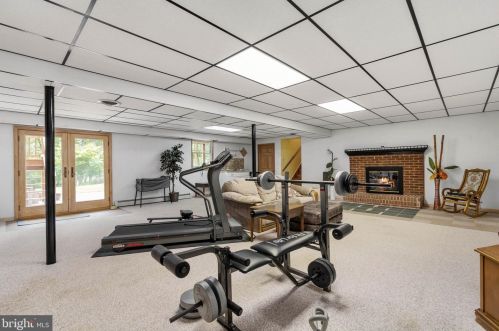 2409 Little River Rd, Haymarket VA  20169-1205 exterior