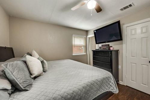 3404 Royal Crst Dr, Fort Worth TX 76140-2716 exterior