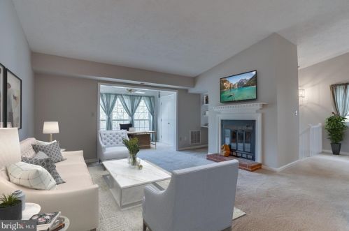 7779 Willow Pt Dr, Falls Church VA  22042-7536 exterior