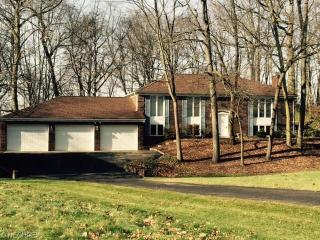 6309 Chesham Ave, Canton, OH 44721-3504