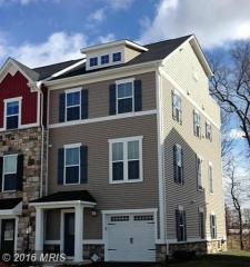 24902 Helms Ter, Stone Ridge VA  20105-5592 exterior