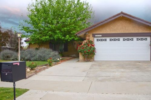 22144 Canones Cir, Santa Clarita, CA 91350-2240