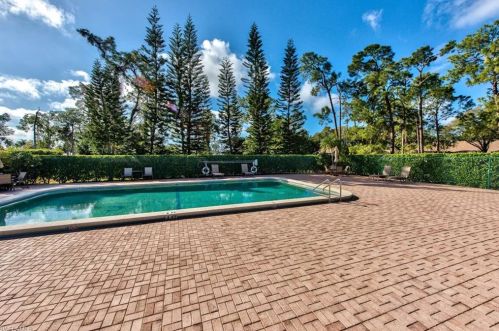 5841 Rattlesnake Hammock Rd, Naples FL  34113-3573 exterior