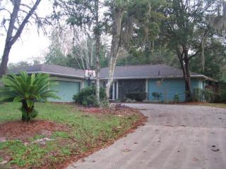 1 Sycamore Ct, Homosassa, FL 34446-4502