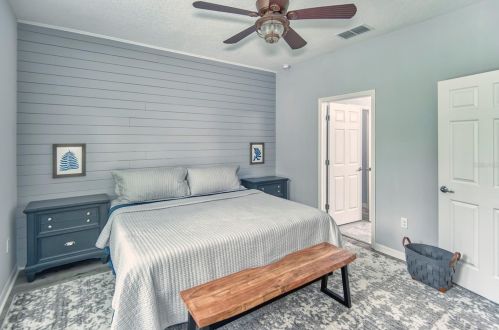 1042 Harbor Ridge Dr, Kissimmee FL  34759-6208 exterior