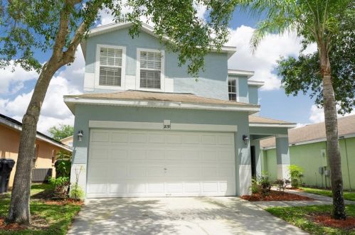 1839 Royal Ridge Dr, Davenport, FL 33896-3094