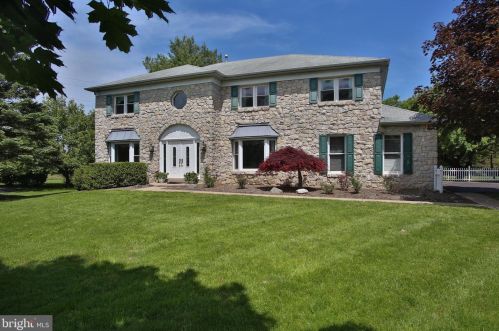 1845 Ferguson Ln, Blue Bell PA  19422-1308 exterior