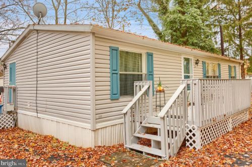 35 Willow St, Highspire, PA 17034-1545