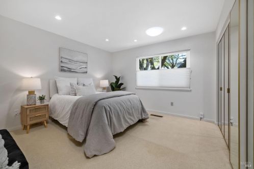 6421 Mesa Oaks Pl, Santa Rosa CA  95409-5840 exterior