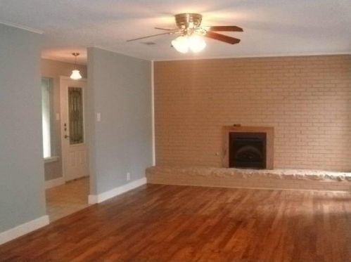 2112 Shady Brook Dr, Bedford, TX 76021-5408