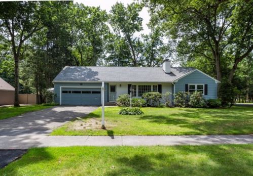 425 Converse St, Springfield MA  01106-1112 exterior