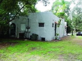 1626 Bahia Vista St, Sarasota, FL 34239-2109