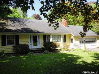 108 Churchill Ln, Fville, NY 13066-2537