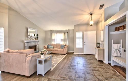 35435 Frederick St, Wildomar, CA 92595-9686