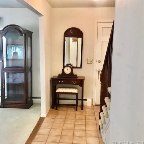 22 Ridgedale Rd, Bethel, CT 06801-1217