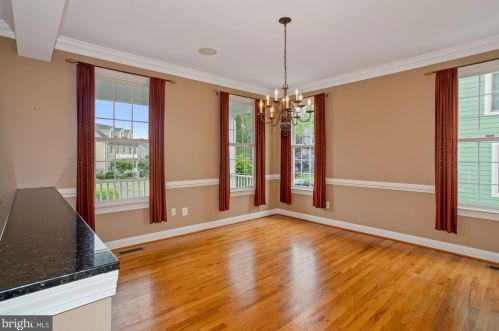 168 Positano Ct, Purcellville VA  20132-5815 exterior