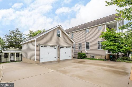 527 Willis St, Fredericksburg VA  22401-5650 exterior