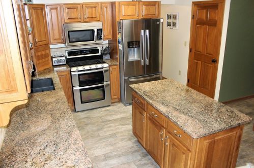 18131 Bear Swamp Rd, Marysville OH  43040-9330 exterior