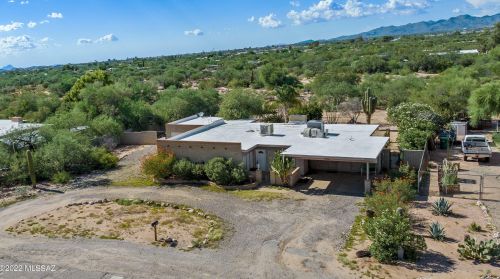 1490 Liddell Dr, Tucson, AZ 85704-2142