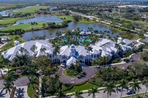 2770 Aviamar Cir, Naples FL 34114-9759 exterior