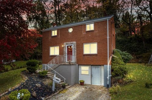 8022 Mark Dr, Verona, PA 15147-1648