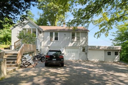167 Bridgeport Ave, Huntington, CT 06484-3253