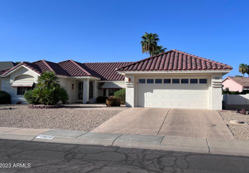 14616 Windcrest Dr, Sun City, AZ 85375-5920