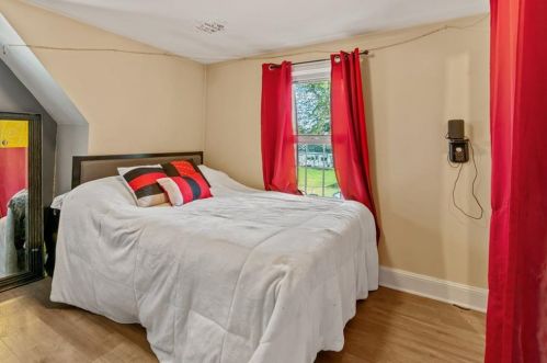 57 Victor Ave, Providence RI  02919-4015 exterior