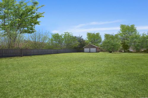 206 Fort Pond Blvd, East Hampton, NY 11937-4216