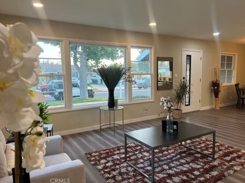 1315 Everett Pl, Orange CA  92867-7007 exterior