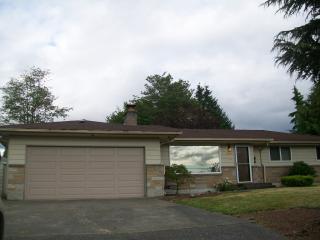 26234 144th Ave, Kent, WA 98042-8152