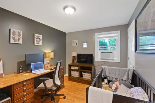 20 Front St, Middletown CT 06457-4424 exterior