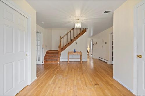 2 Col Conklin Dr, Stony Point, NY 10980-3639