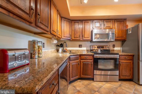 293 Stormfield Dr, Harleysville PA  19438-2330 exterior