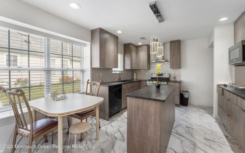 26 Casco Ct, Lakewood NJ  08701-5779 exterior