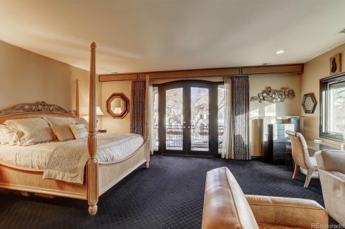 361 Steele St, Denver CO 80205-4336 exterior