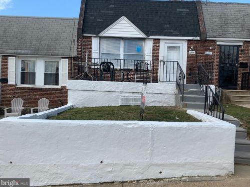 1420 Simpson St, Boothwyn, PA 19061-4333