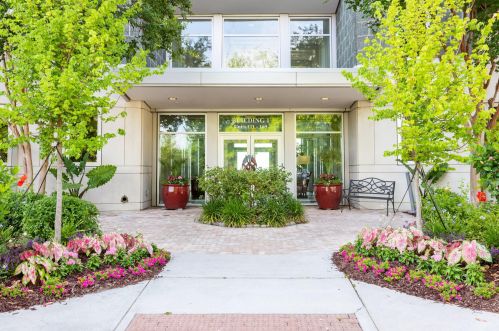 126 Cooper River Dr, Mount Pleasant SC  29464-1813 exterior